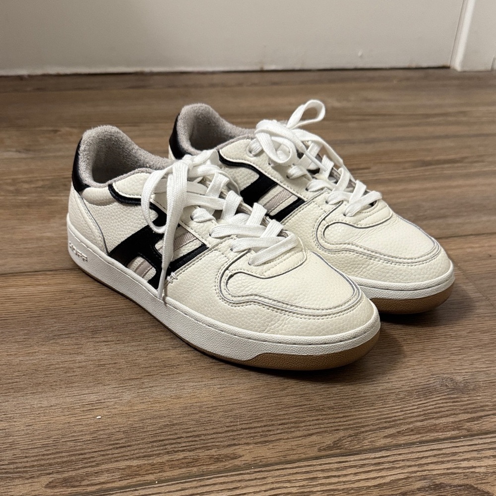 HOFF Women’s black and white sneakers